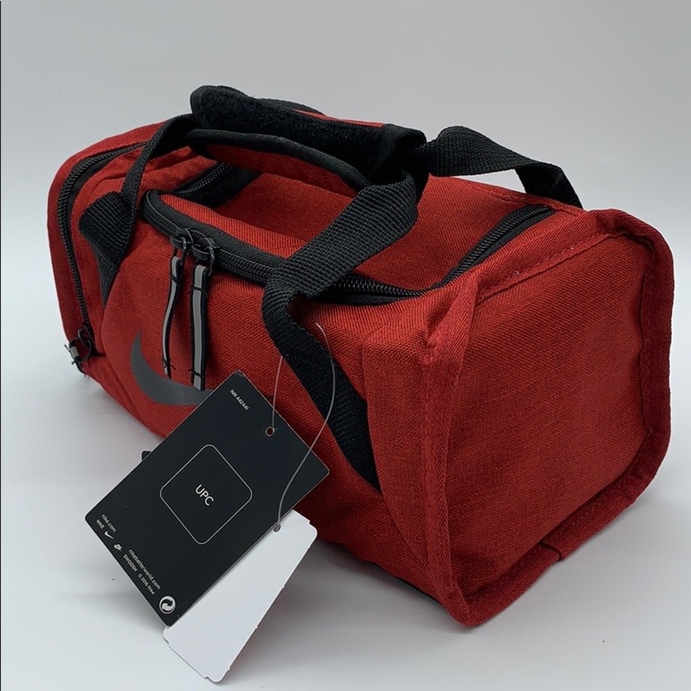 Nike Brasilia Fuel Pack - Picture 5 of 16